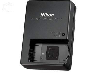 Nikon MH-27 Charger for Nikon En-El20 battery.