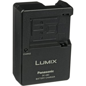 Panasonic DE-A83 Charger for the Panasonic DMW-BMB9 battery