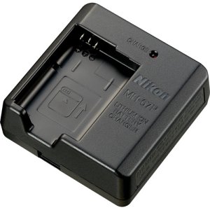 Nikon MH-67 Charger for Nikon En-El 23 battery