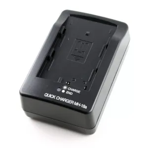 Mh-24 charger for Nikon En-El14 and En-El14a batteries.