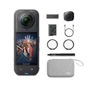 INSTA360 ONE X5 ESSENTIAL  BUNDLE